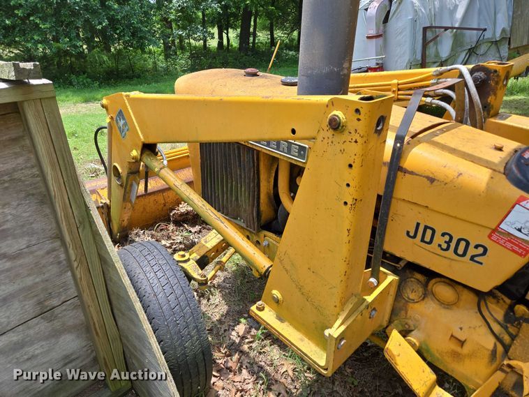 image for item EN3862 John Deere JD 302 tractor