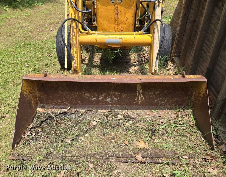 image for item EN3862 John Deere JD 302 tractor