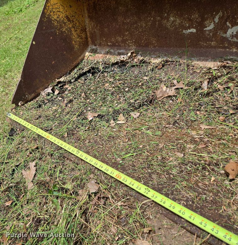 image for item EN3862 John Deere JD 302 tractor