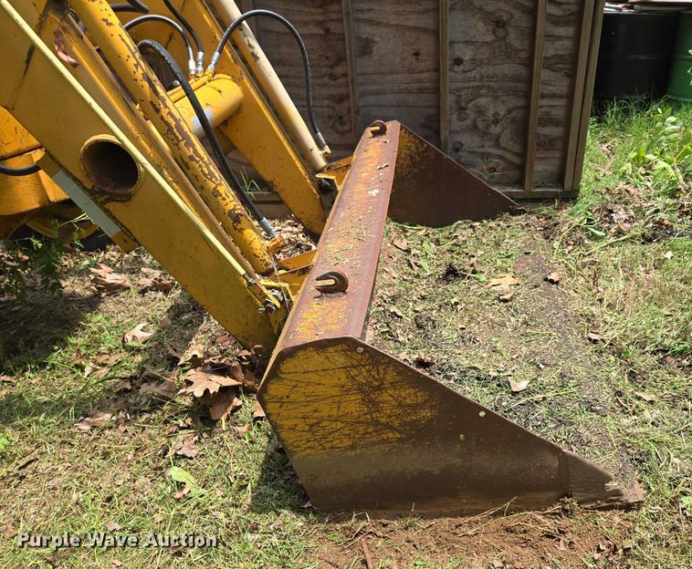 image for item EN3862 John Deere JD 302 tractor