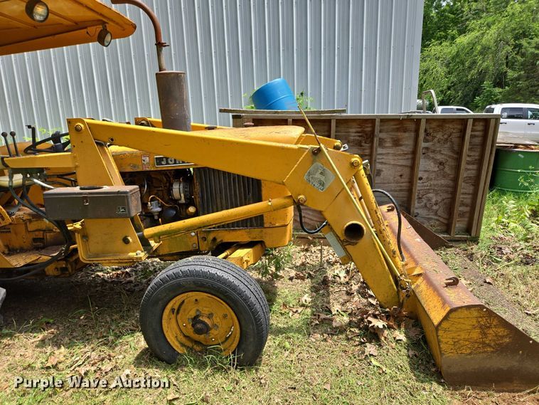image for item EN3862 John Deere JD 302 tractor