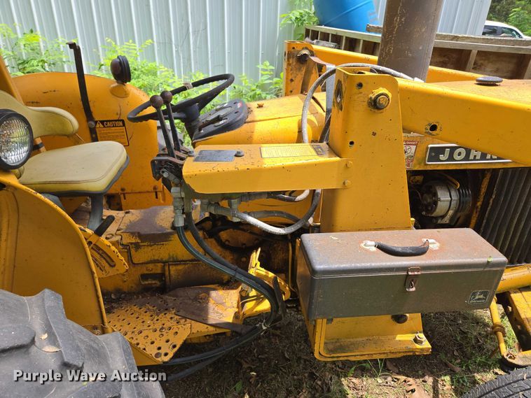 image for item EN3862 John Deere JD 302 tractor