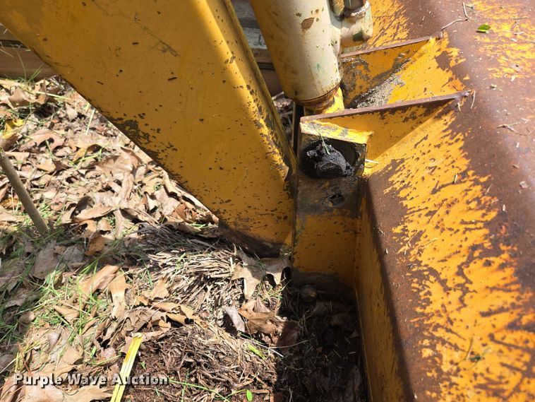 image for item EN3862 John Deere JD 302 tractor