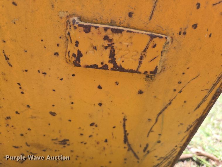 image for item EN3862 John Deere JD 302 tractor