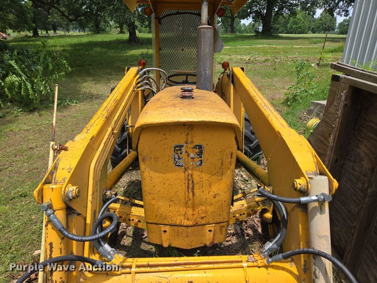 image for item EN3862 John Deere JD 302 tractor