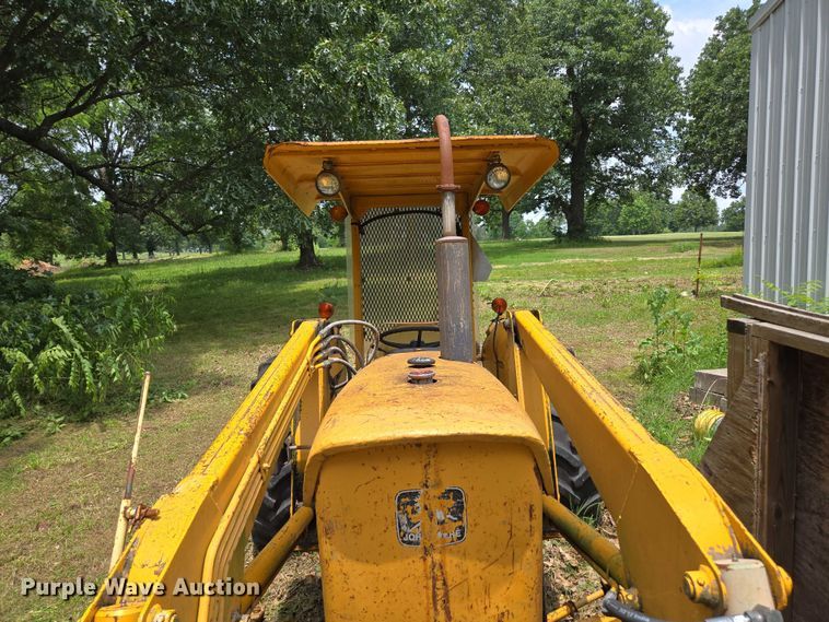 image for item EN3862 John Deere JD 302 tractor