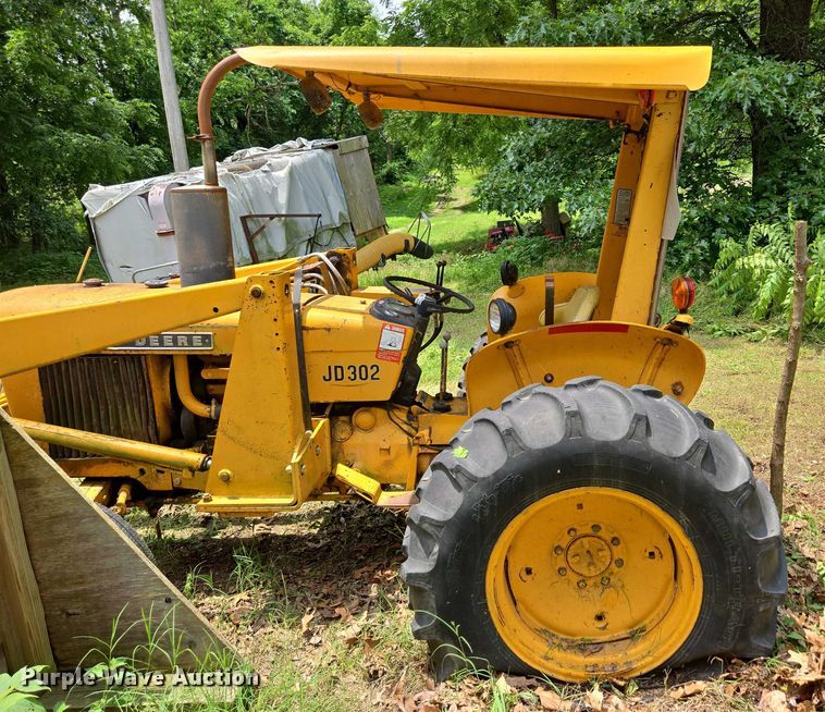image for item EN3862 John Deere JD 302 tractor