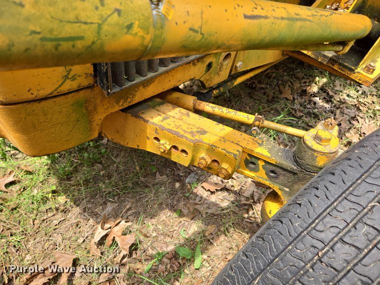 image for item EN3862 John Deere JD 302 tractor