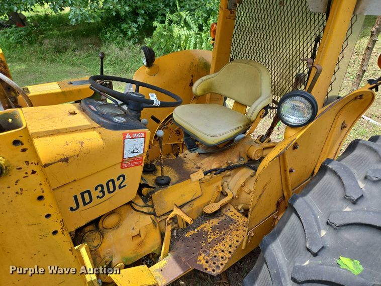 image for item EN3862 John Deere JD 302 tractor