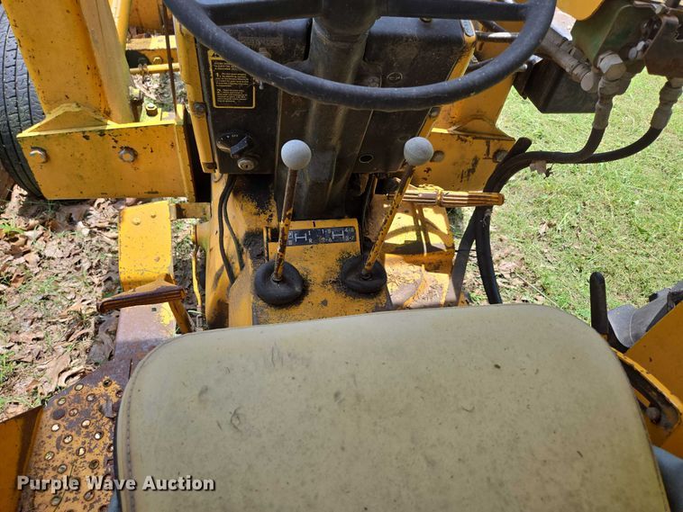 image for item EN3862 John Deere JD 302 tractor