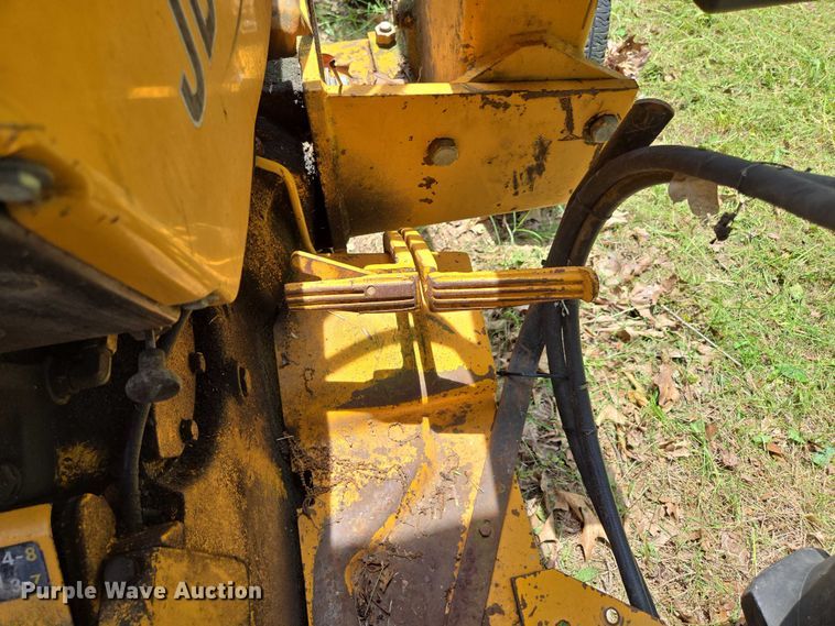 image for item EN3862 John Deere JD 302 tractor