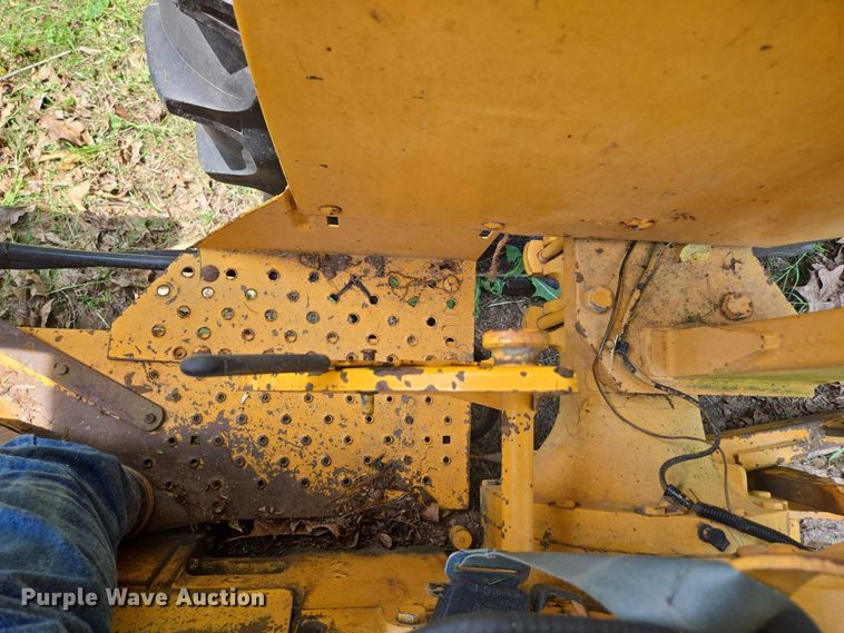 image for item EN3862 John Deere JD 302 tractor