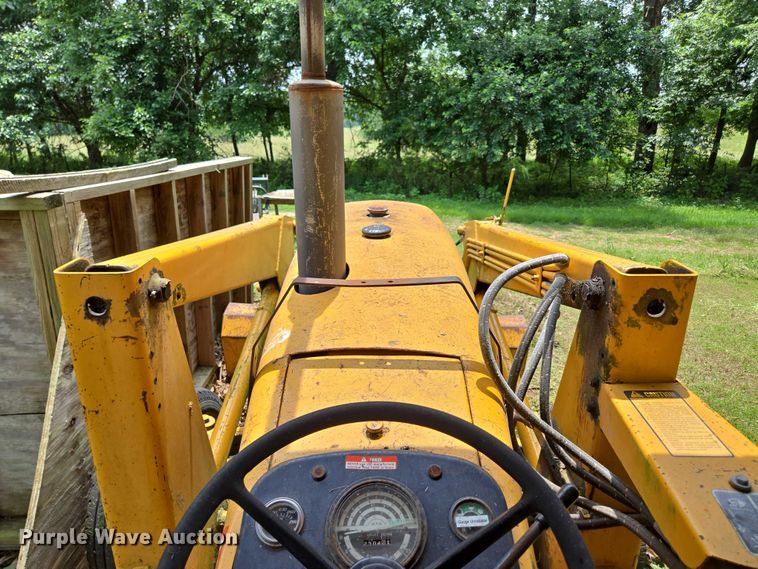 image for item EN3862 John Deere JD 302 tractor