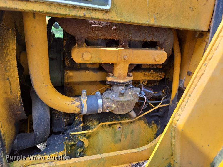 image for item EN3862 John Deere JD 302 tractor