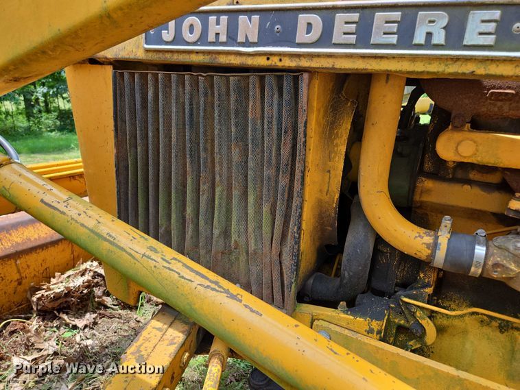 image for item EN3862 John Deere JD 302 tractor