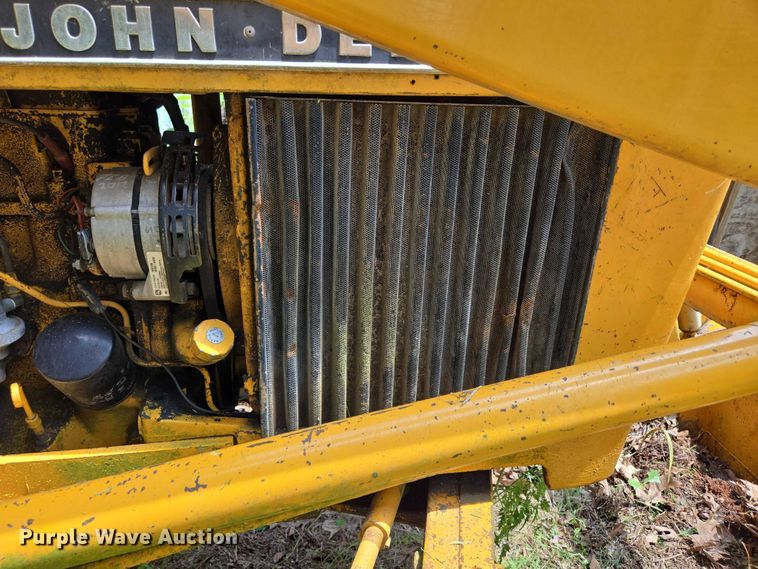 image for item EN3862 John Deere JD 302 tractor