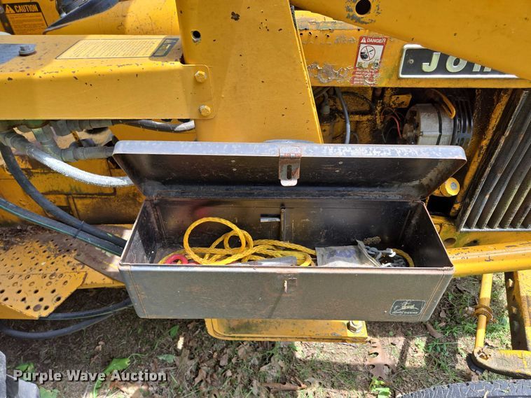 image for item EN3862 John Deere JD 302 tractor