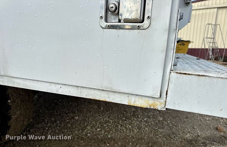 image for item EN4586 2003 Ford F450 Super Duty XL utility / service truck