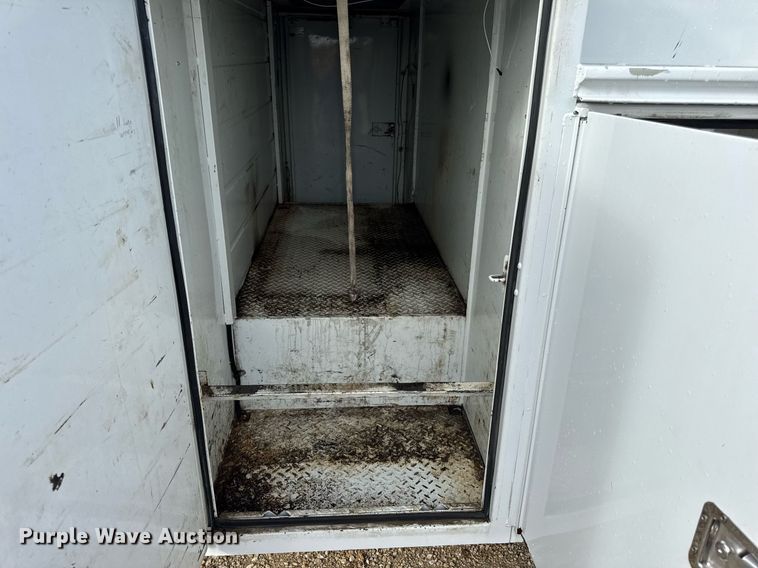 image for item EN4586 2003 Ford F450 Super Duty XL utility / service truck