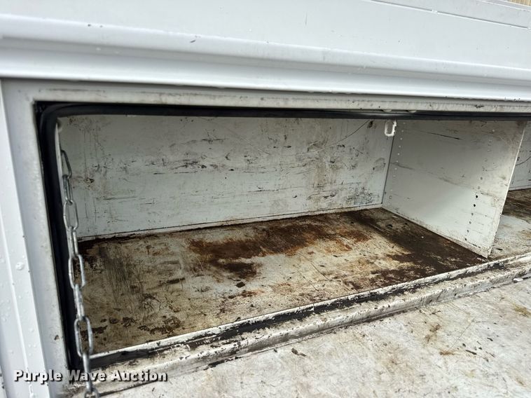 image for item EN4586 2003 Ford F450 Super Duty XL utility / service truck