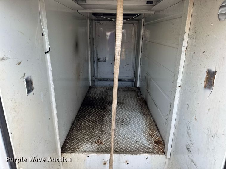 image for item EN4586 2003 Ford F450 Super Duty XL utility / service truck