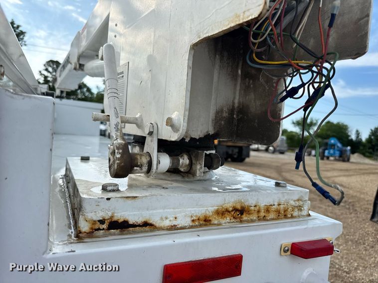 image for item EN4586 2003 Ford F450 Super Duty XL utility / service truck