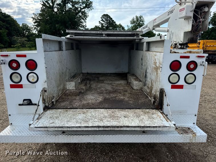 image for item EN4586 2003 Ford F450 Super Duty XL utility / service truck