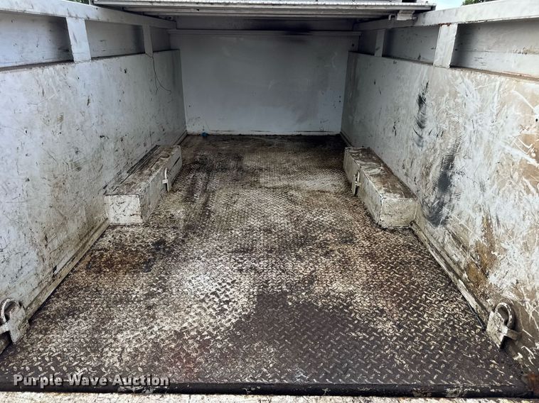 image for item EN4586 2003 Ford F450 Super Duty XL utility / service truck