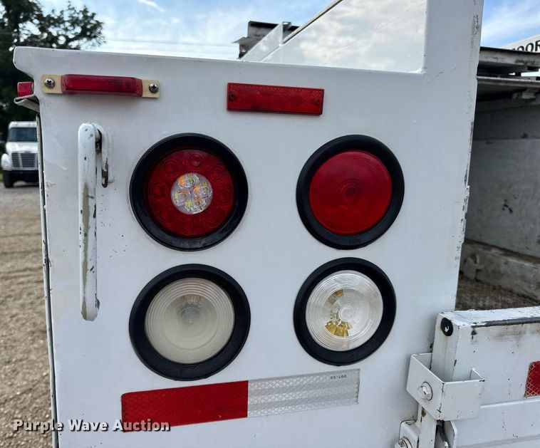 image for item EN4586 2003 Ford F450 Super Duty XL utility / service truck