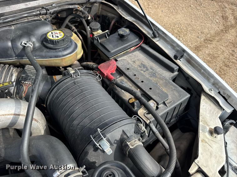 image for item EN4586 2003 Ford F450 Super Duty XL utility / service truck