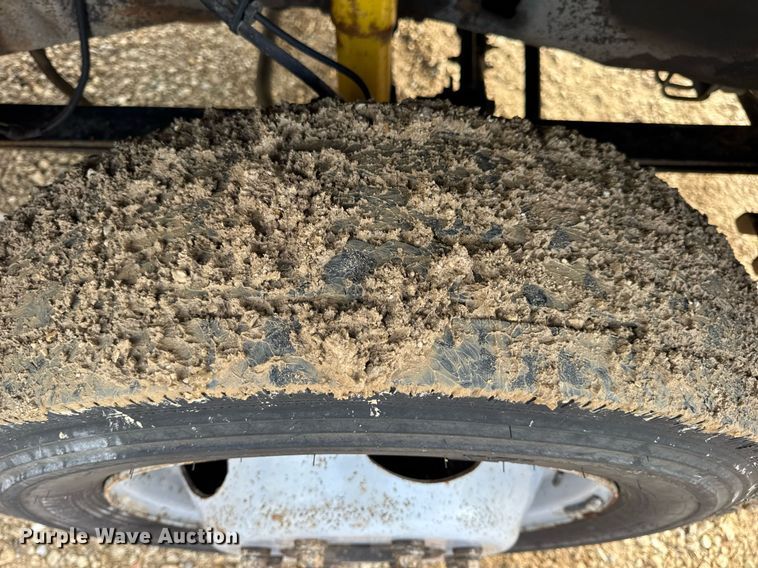 image for item EN4586 2003 Ford F450 Super Duty XL utility / service truck