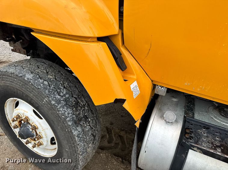 image for item EN4587 2009 International 7500 WorkStar dump truck