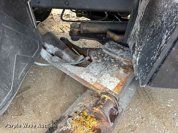 image for item EN4587 2009 International 7500 WorkStar dump truck