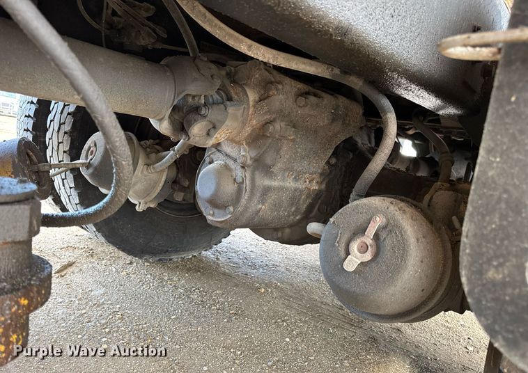 image for item EN4587 2009 International 7500 WorkStar dump truck