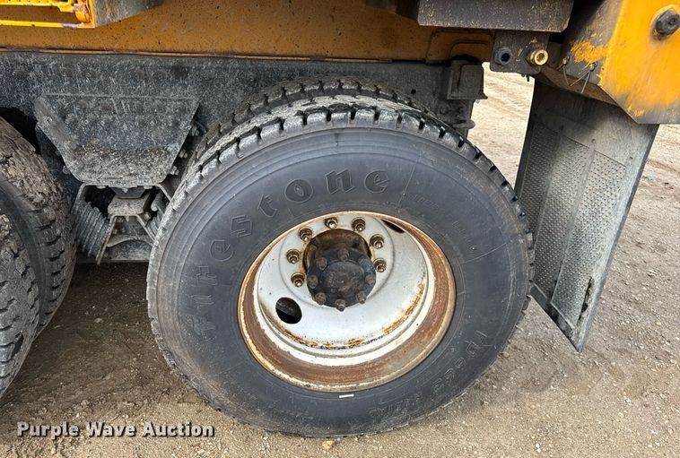 image for item EN4587 2009 International 7500 WorkStar dump truck