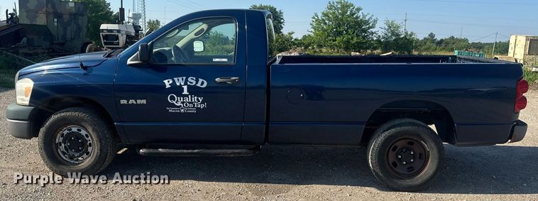 image for item EN4596 2008 Dodge Ram 1500 pickup truck