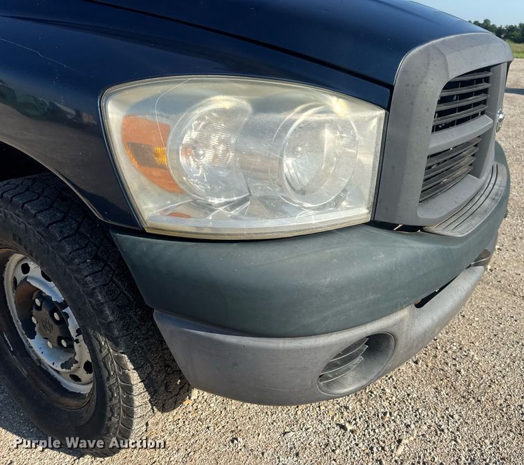 image for item EN4596 2008 Dodge Ram 1500 pickup truck