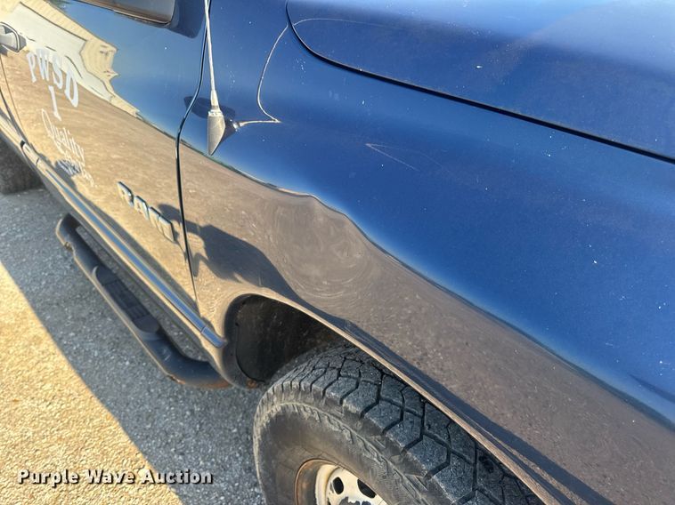 image for item EN4596 2008 Dodge Ram 1500 pickup truck