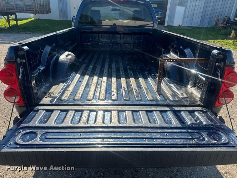 image for item EN4596 2008 Dodge Ram 1500 pickup truck