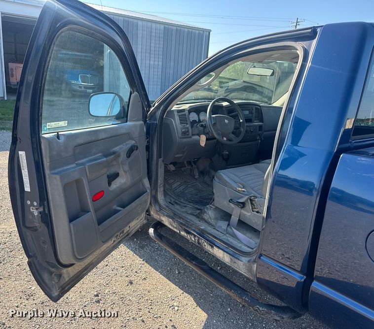 image for item EN4596 2008 Dodge Ram 1500 pickup truck