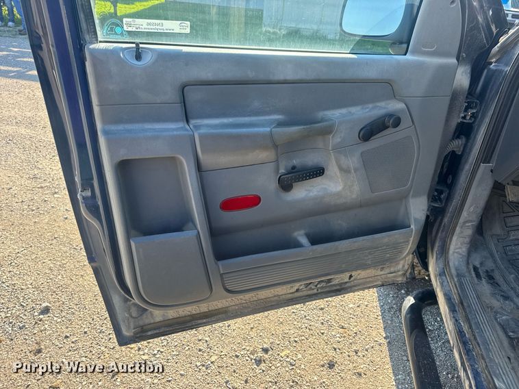 image for item EN4596 2008 Dodge Ram 1500 pickup truck