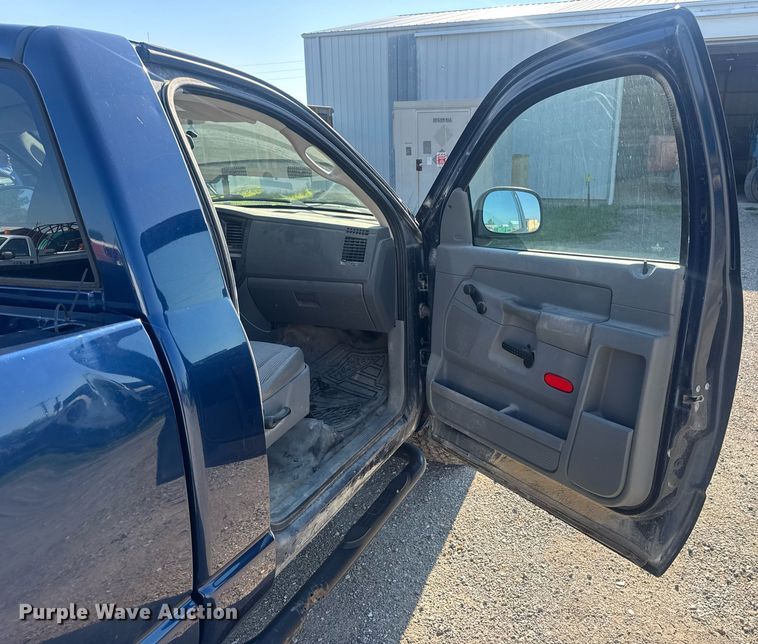 image for item EN4596 2008 Dodge Ram 1500 pickup truck