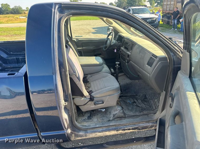 image for item EN4596 2008 Dodge Ram 1500 pickup truck