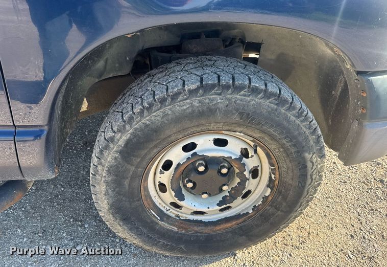 image for item EN4596 2008 Dodge Ram 1500 pickup truck