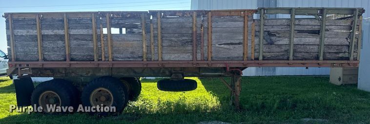image for item EN4597 1957 Dorsey  flatbed trailer
