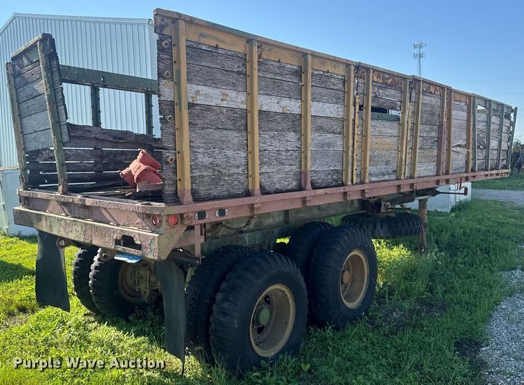 image for item EN4597 1957 Dorsey  flatbed trailer