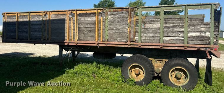 image for item EN4597 1957 Dorsey  flatbed trailer