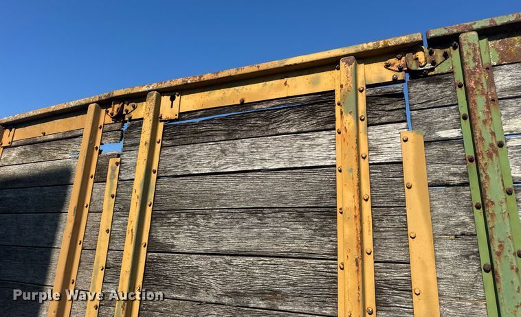 image for item EN4597 1957 Dorsey  flatbed trailer