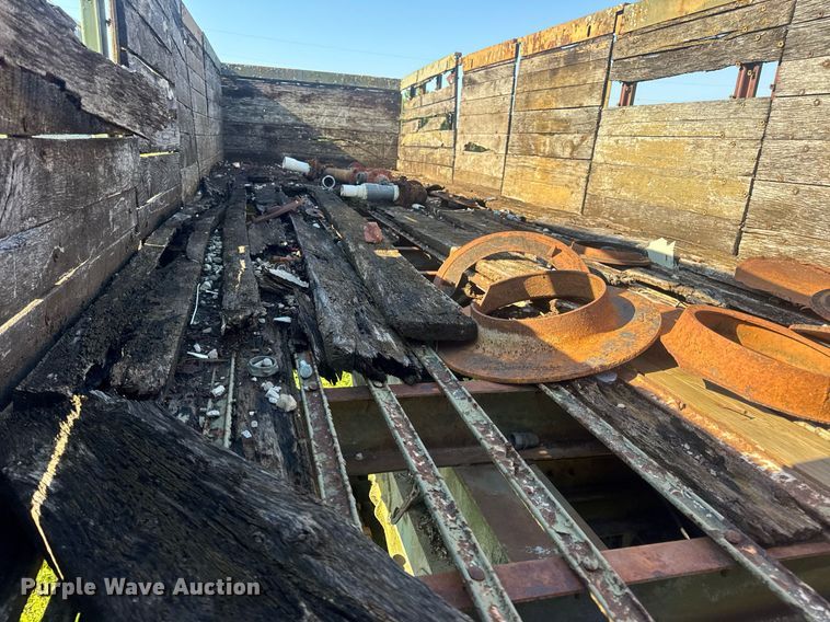 image for item EN4597 1957 Dorsey  flatbed trailer