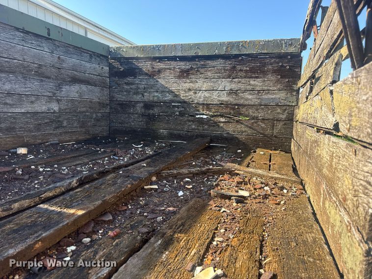 image for item EN4597 1957 Dorsey  flatbed trailer